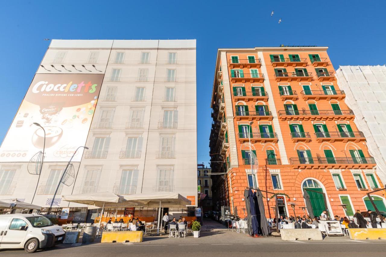Parthenope'S Eye On The Seafront By Napoliapartments Extérieur photo
